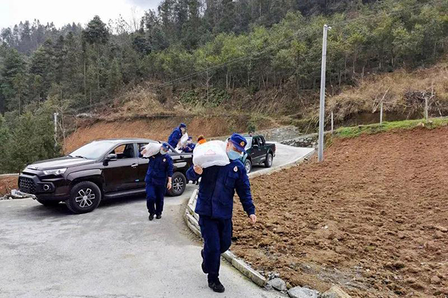 湖北消防搭建物资转运“新干线余吨(图4)