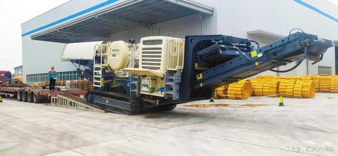 J9九游会：汇利达散杂专题“隐形的翅膀”带来新年新征程！(图2)