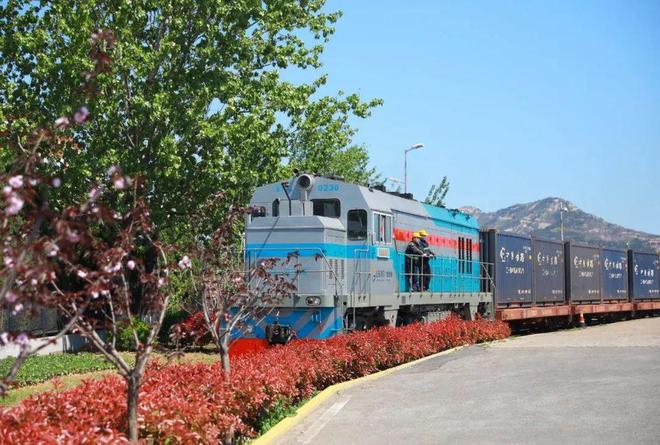 烟台港西港区供应链枢纽型铝土矿码头入选世界一流专业化码头(图4)