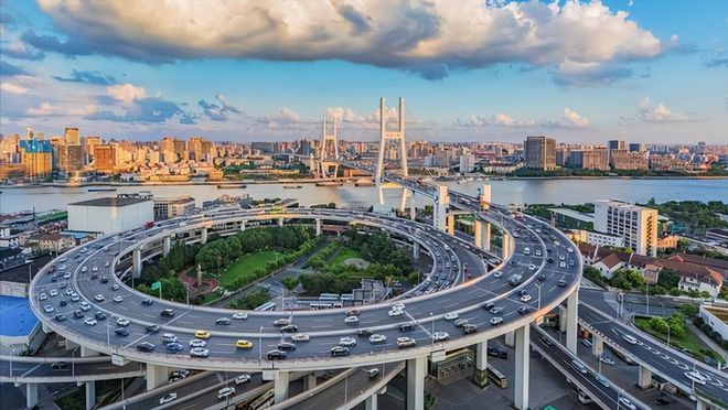 九游会J9：贸易顺差6493亿！美国重登中国出口市场榜首“新三样”出口暴增(图6)