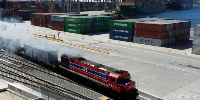 中国花260亿买下希腊港口已运行15年战略价值打脸质疑者！(图3)