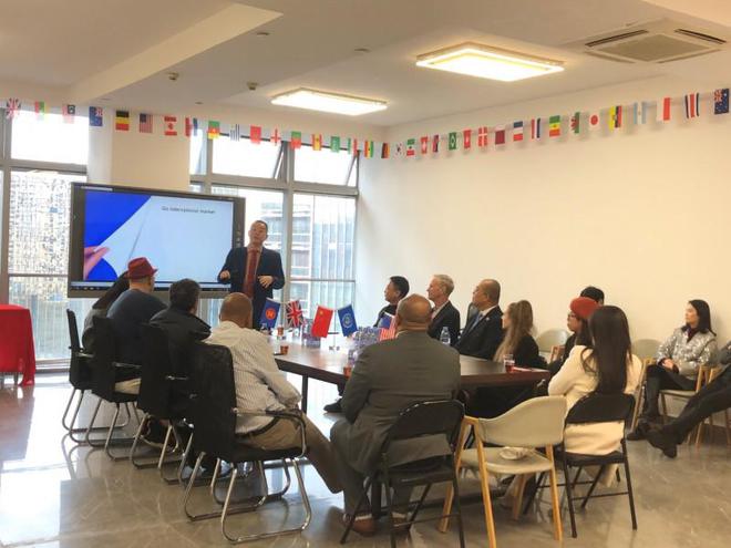 出口服务中心国际团队喜迎春节开启国际贸易新篇章(图2)