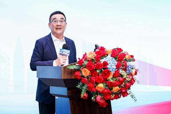 J9九游会：深圳推出护航外贸小微企业重磅举措微众银行、进出口银行、中国信保、南方电子口岸四方联动创新打造“微贸贷”(图2)