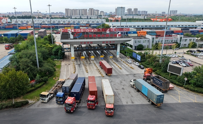 上合示范区对上合组织其他成员国进出口保持快速增长(图8)