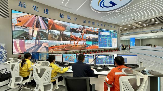 全国首个40万吨干散货数智码头在青岛投产(图4)