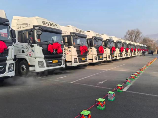 100台危货车交付危运联盟合作再升级(图3)
