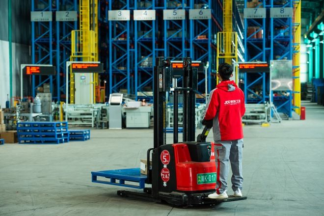 为工业供应链重构京东工业正铺设一条“隐形高速公路”(图4)