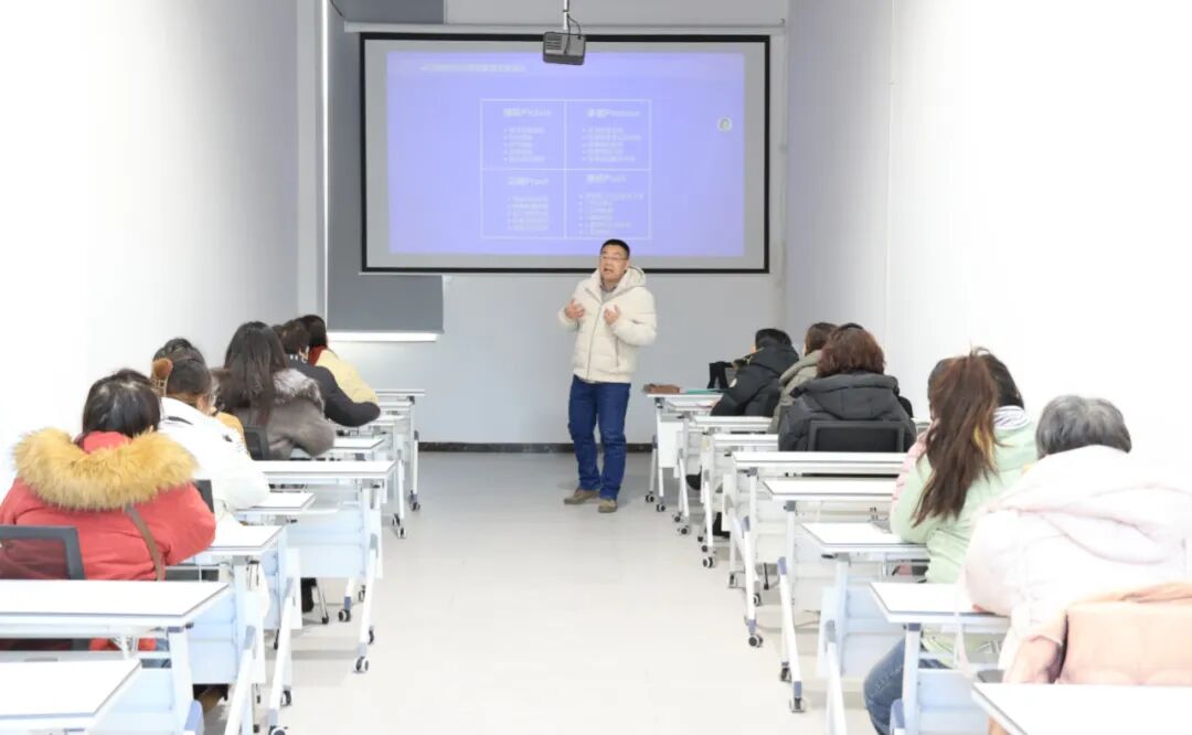 威海临港区网红直播基地架起电商“数字桥梁”(图6)