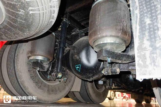 天龙KX和天锦KR带你看两款东风商用车为农副散杂运输最新打造的“赚钱利器”(图4)