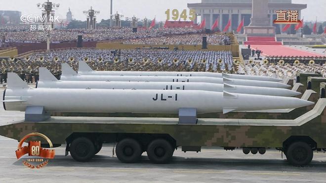 武装集装箱船是驱逐舰火力的玻璃大炮但展示的是血战到底的决心(图14)