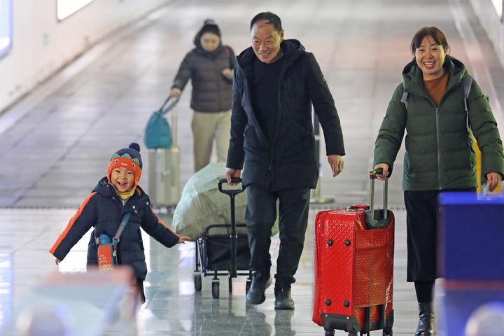 2026春运山河行走间铺展团圆画卷(图7)