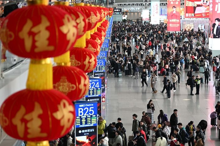 2026春运山河行走间铺展团圆画卷(图2)