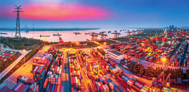 J9九游会：瞭望丨长江中游港口群加速崛起(图1)